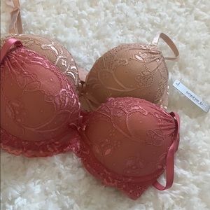 NWT Two-way push-up bras!
